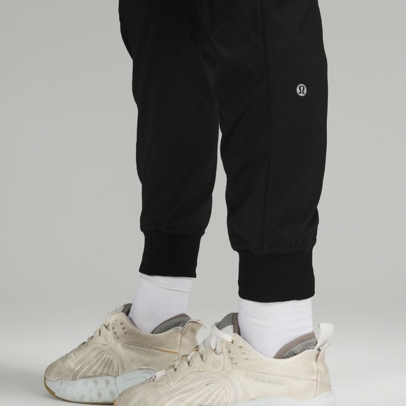 Lululemon Dance Studio Mid-Line Jogger - Picture 5 of 7